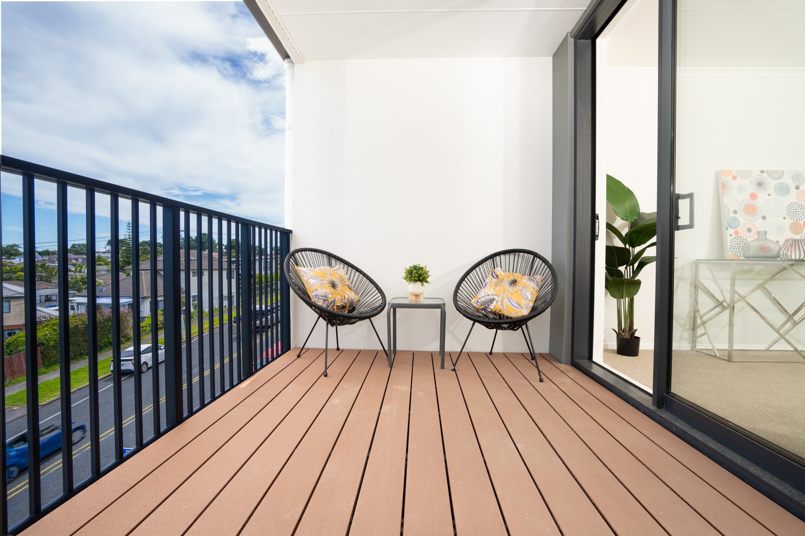 Kenderdine Apartment balcony